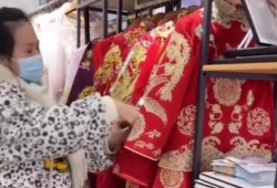 吃瓜新泰婚纱店,吃瓜群众见证爱情甜蜜瞬间