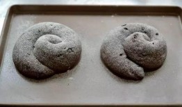 吃瓜大便黑,吃瓜大便变黑之谜