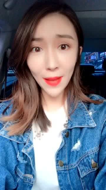 吃瓜群众中的小姐姐视频,短视频里的潮流风向标