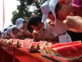 青岛吃瓜大赛,吃瓜大赛狂欢，瓜王争霸一触即发！”
