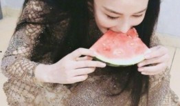 成都吃瓜裙,吃瓜裙引领时尚风尚