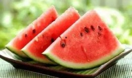 佳事临门吃瓜,瓜田喜事连连