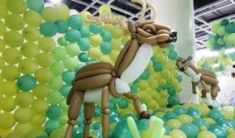跨年气球吃瓜,一场别开生面的吃瓜狂欢