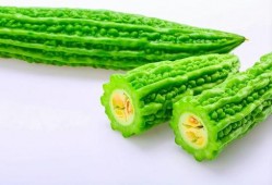 小朋友吃小瓜,小朋友的甜蜜小瓜时光