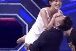 汪峰回应吃瓜群众事件